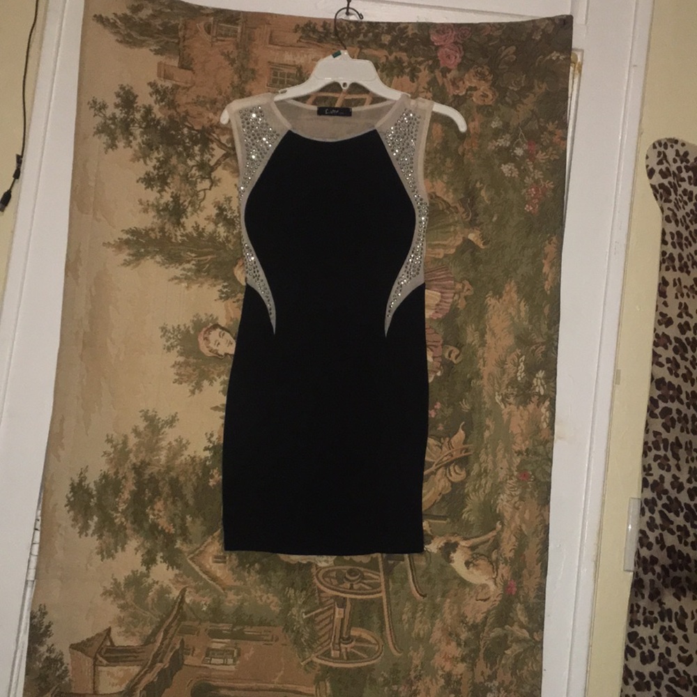 Beautiful party dress 👗 by letter s